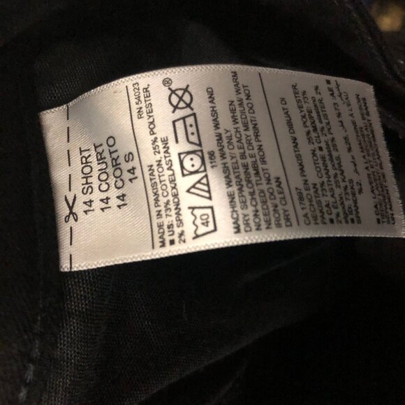 Old Navy 14 Short Jeans Black Cotton Blend Tappered Slim Stretch Womens - Picture 6 of 6